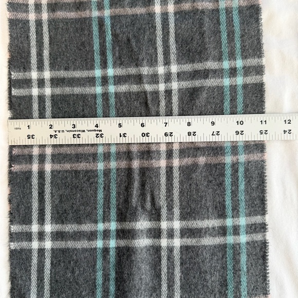 Cejon Scarf gray plaid made in Italy - Picture 9 of 9